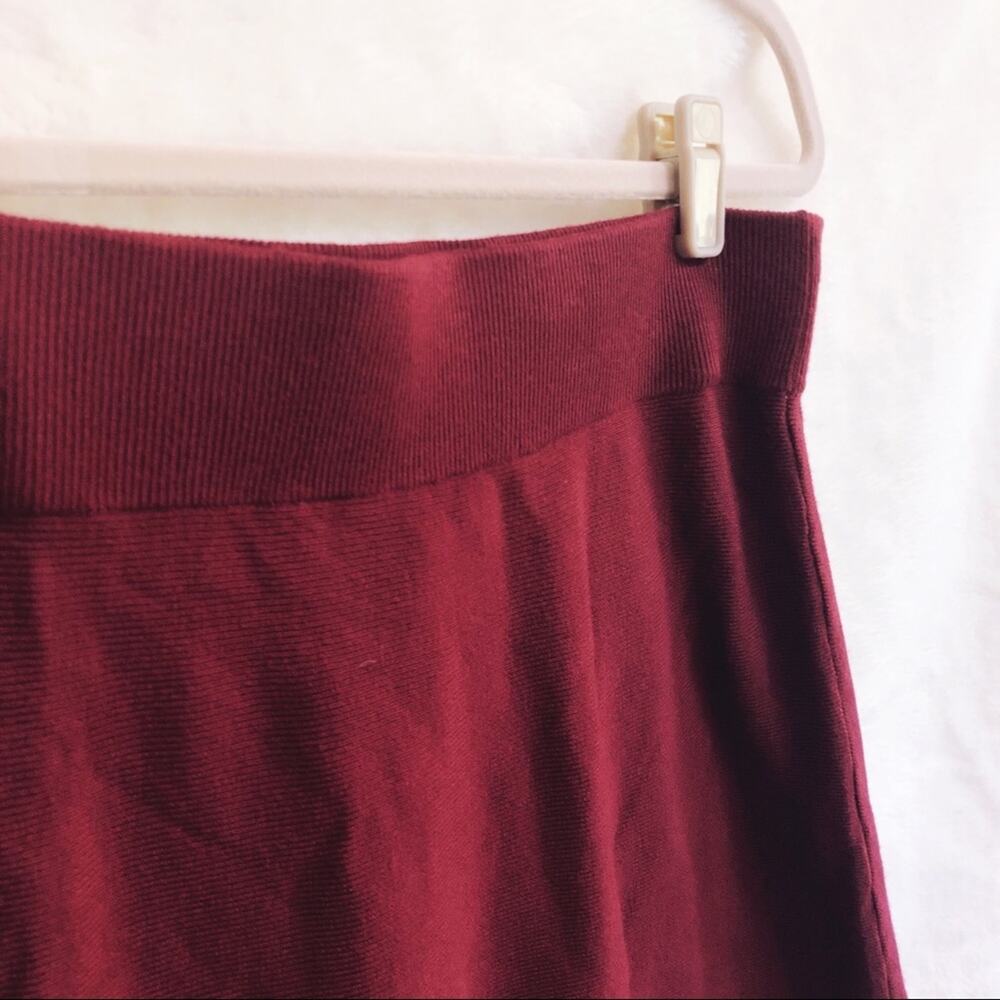 LOFT Crimson Red Sweater Flippy Skirt - Picture 8 of 12
